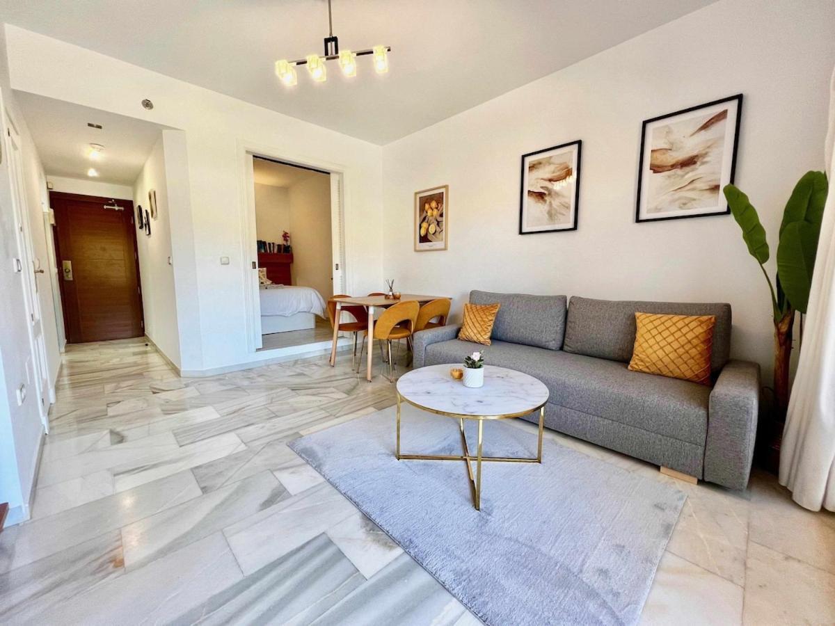 797 Holiday Rentals- Apartamento En Hotel Sunset Frente Al Mar Benalmadena Bagian luar foto