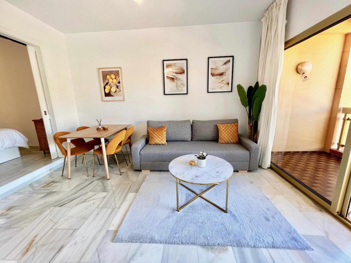 797 Holiday Rentals- Apartamento En Hotel Sunset Frente Al Mar Benalmadena Bagian luar foto