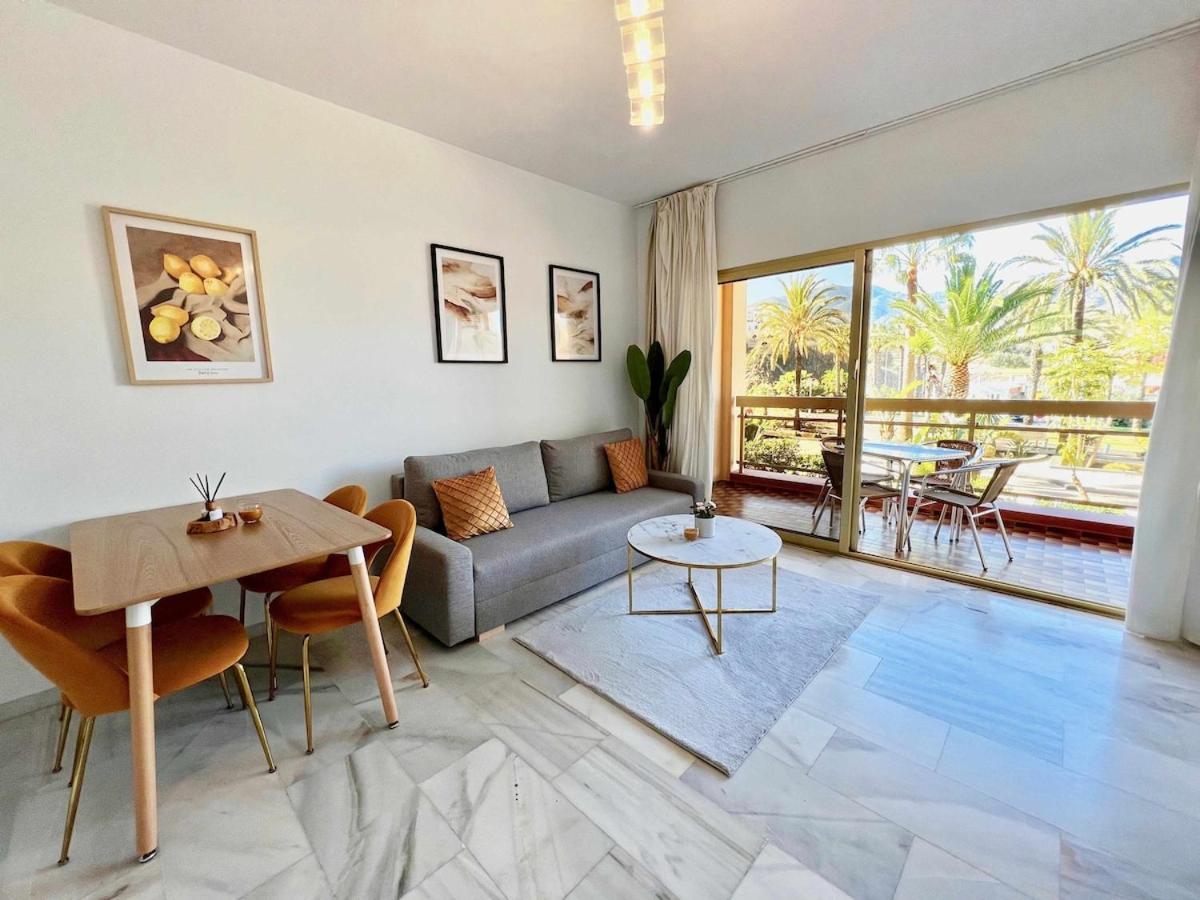 797 Holiday Rentals- Apartamento En Hotel Sunset Frente Al Mar Benalmadena Bagian luar foto