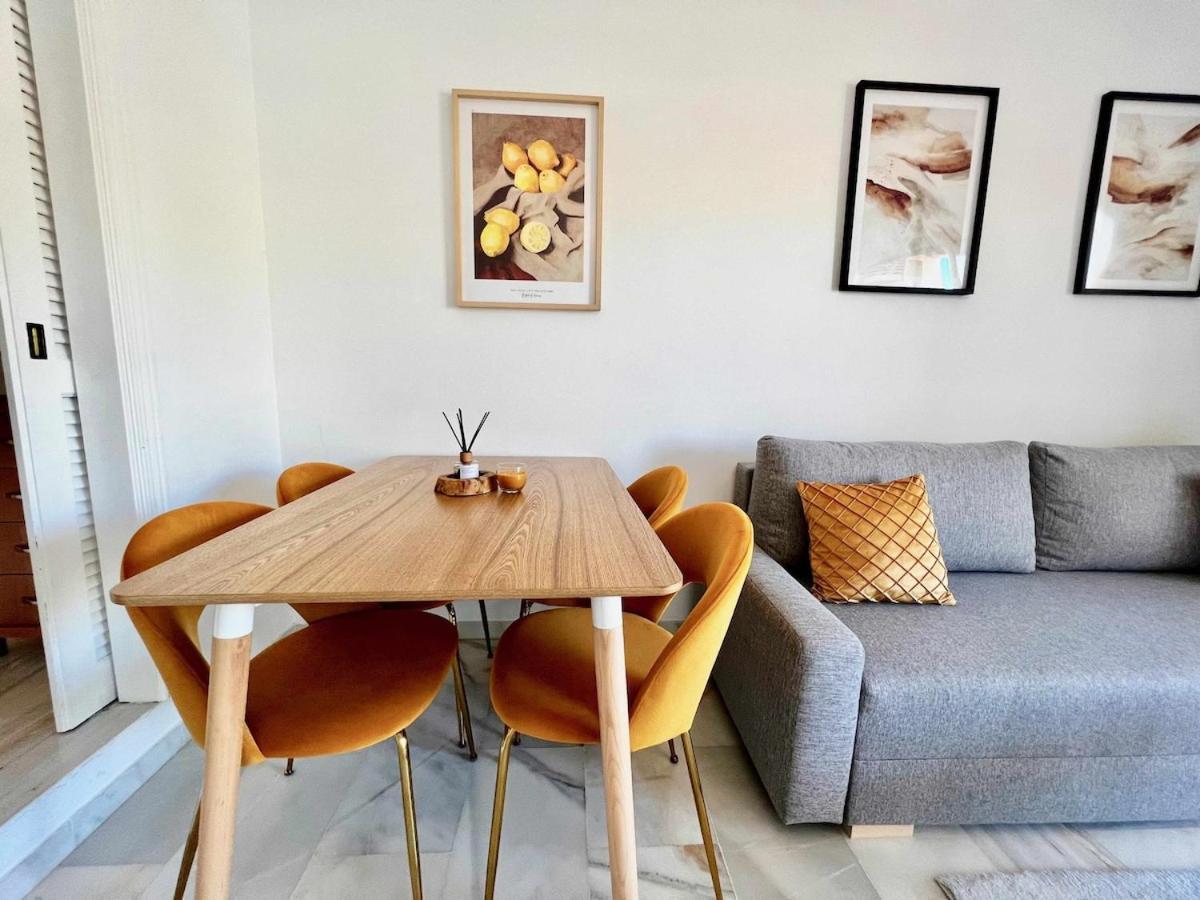 797 Holiday Rentals- Apartamento En Hotel Sunset Frente Al Mar Benalmadena Bagian luar foto