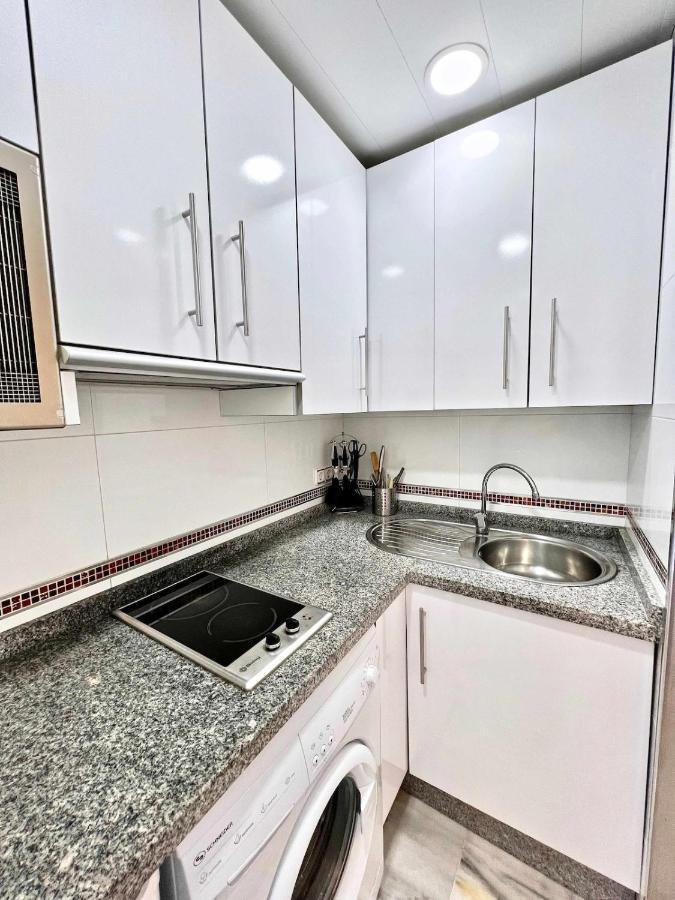 797 Holiday Rentals- Apartamento En Hotel Sunset Frente Al Mar Benalmadena Bagian luar foto