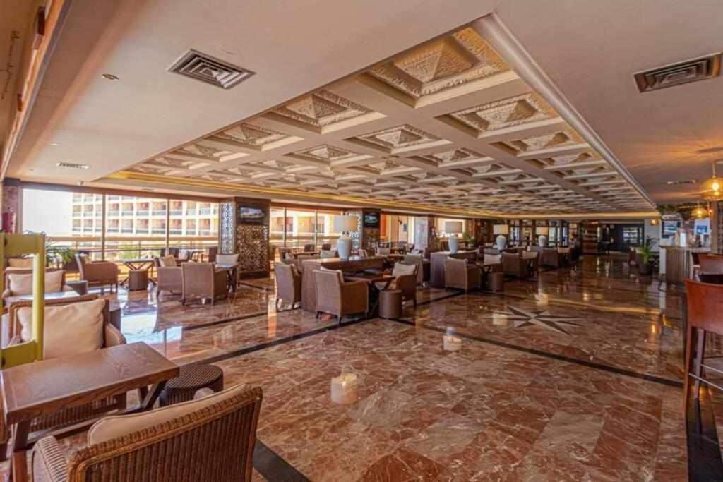 797 Holiday Rentals- Apartamento En Hotel Sunset Frente Al Mar Benalmadena Bagian luar foto