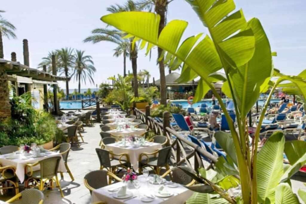 797 Holiday Rentals- Apartamento En Hotel Sunset Frente Al Mar Benalmadena Bagian luar foto