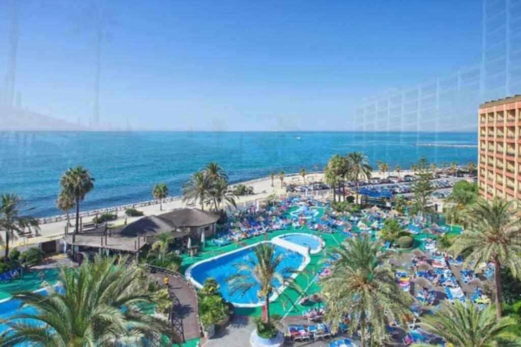 797 Holiday Rentals- Apartamento En Hotel Sunset Frente Al Mar Benalmadena Bagian luar foto